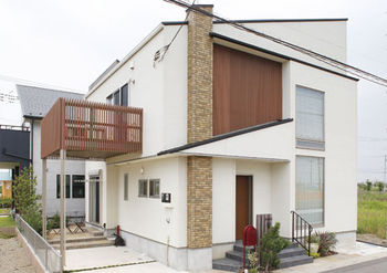 アサヒアレックス 木の質感を生かした提案 デザイン・性能共に満足の家の建築実例画像4