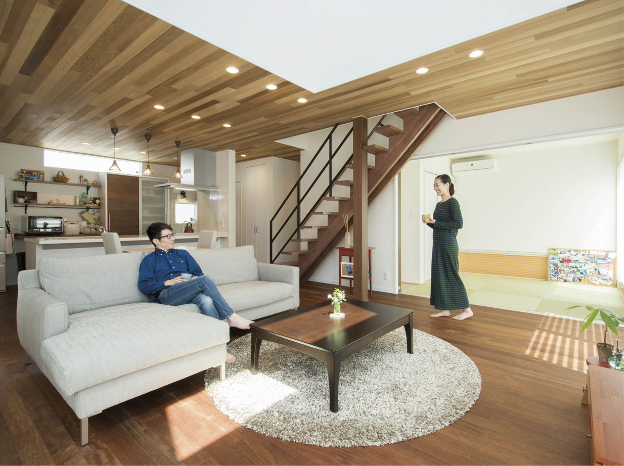 アサヒアレックス 【2500万円～3000万円台/30坪台】吹き抜けのある家　涼しく快適な「北欧モダン」の建築実例画像1