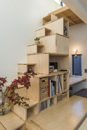 ハウステックス 【2000万円台|20坪台|間取り|ロフト】吹き抜けの中庭テラスで青空を独り占め 採光と通風を確保した明るい家の建築実例画像4