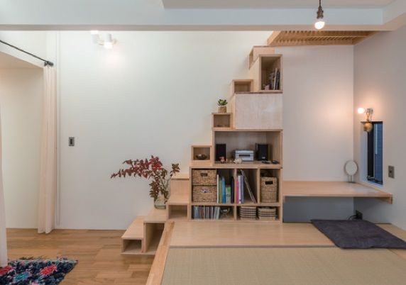 ハウステックス 【2000万円台|20坪台|間取り|ロフト】吹き抜けの中庭テラスで青空を独り占め 採光と通風を確保した明るい家の建築実例画像8