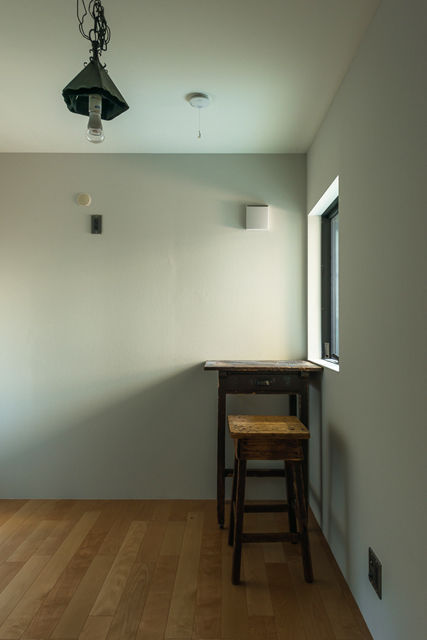 ハウステックス 【2000万円台|20坪台|間取り|ロフト】吹き抜けの中庭テラスで青空を独り占め 採光と通風を確保した明るい家の建築実例画像9