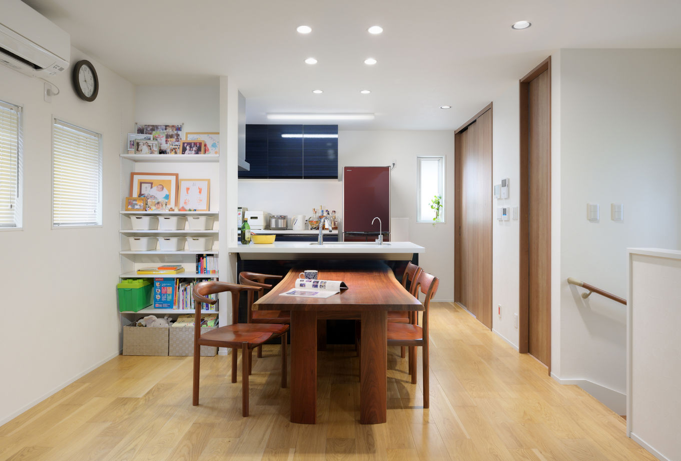 ハウステックス 【4000万円～|20坪台|狭小地|地下室】音楽やアクアリウムなど趣味を楽しむ。開放的な2階リビングが魅力の家の建築実例画像7