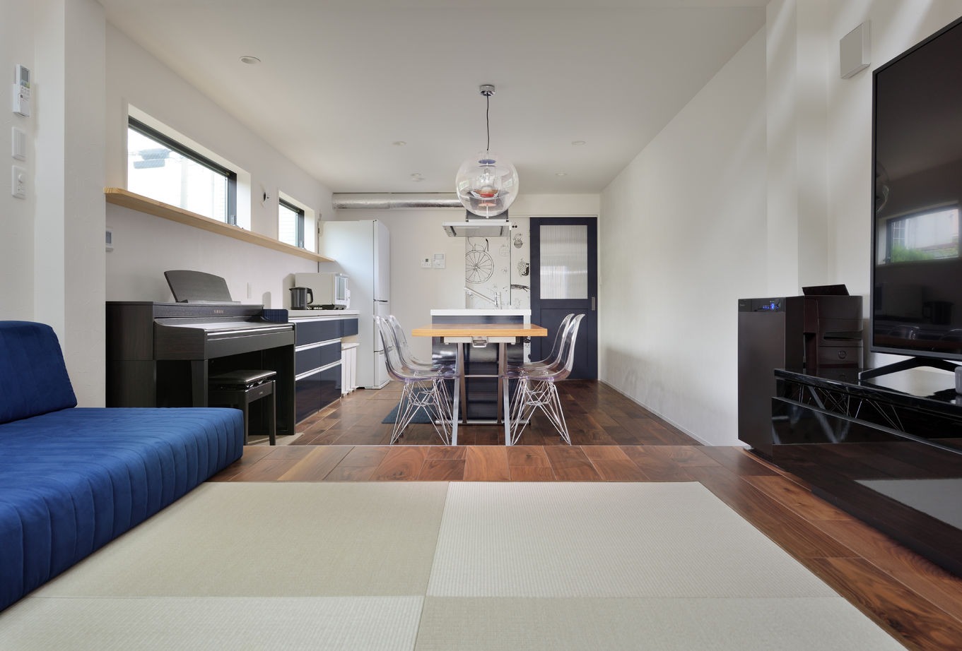 ハウステックス 【2000万円台|20坪台|間取り|2階建て】楽しさと光に満ちたスキップフロアの家。陽だまりの空間で家族団らんの建築実例画像6