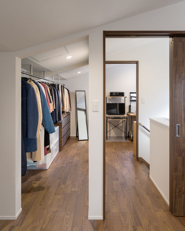 ハウステックス 【3000万円台/3階建て/SE構法】親子二世代で家づくりを依頼。空間を余すことなく活用した都市の邸宅の建築実例画像4