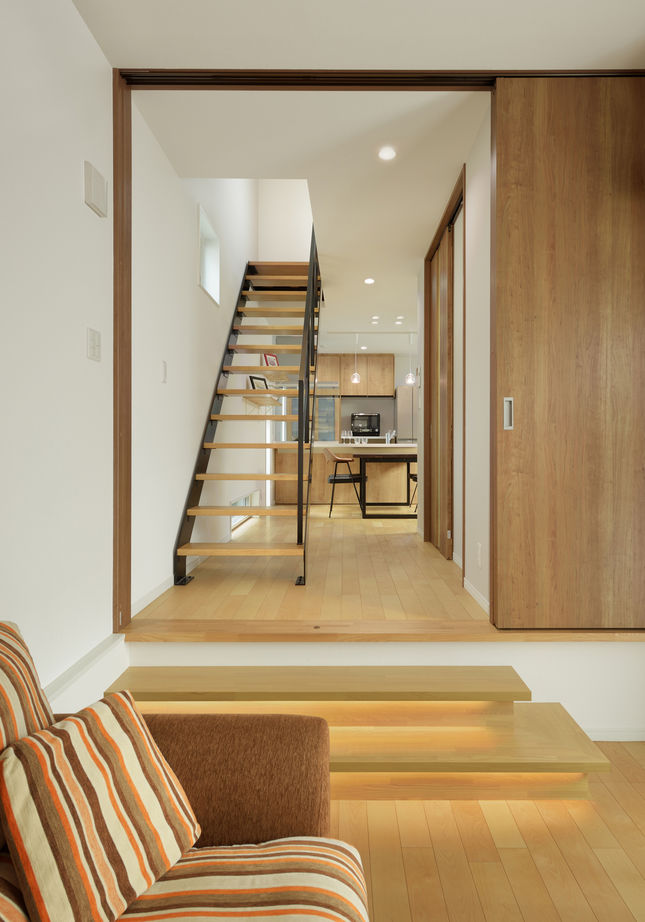 ハウステックス 【2階建て/2000万円台/20坪台/半地下/スキップフロア】一級建築士が選んだSE構法の「長期優良住宅」の建築実例画像3