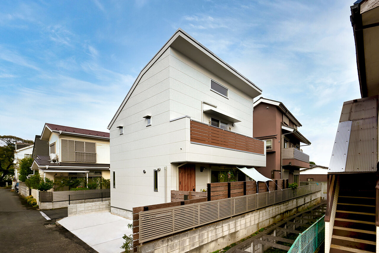 ハウステックス 【3000万円台/20坪台/2階建て/リメイク家具/SE構法】ペットと一緒にアウトドアリビングを愉しむ家の建築実例画像4