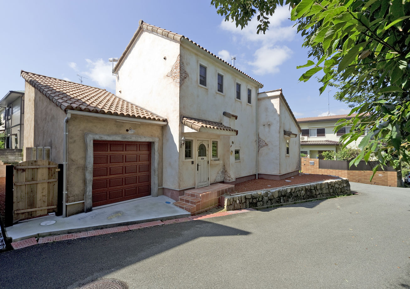 フレンチ工房 【4000万円台/ガレージ/中庭】心躍る路地裏や離れのある住まい。暮らしを潤すアイデアを随所に詰め込んでの建築実例画像10