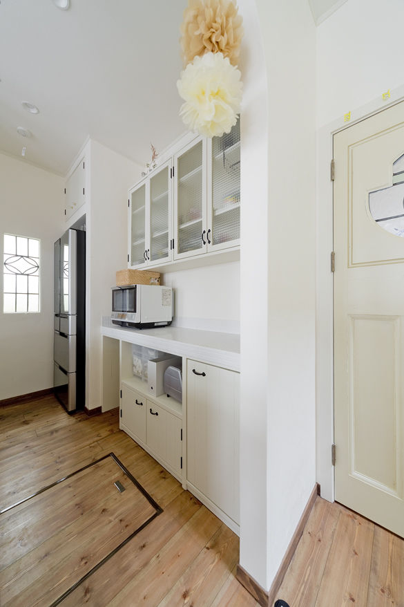 フレンチ工房 【2000万円台/間取り有】玄関は2つ。35坪でワーク&ホビーを楽しめる、おしゃれなデザイン住宅の建築実例画像6