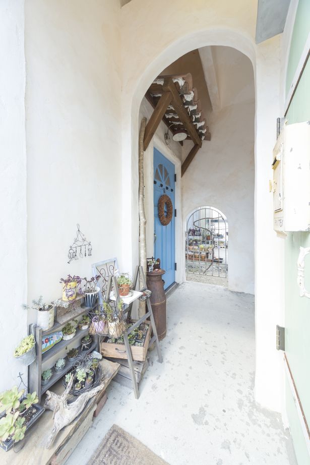 フレンチ工房 【3000万円台/姫路市/間取り有】中庭・ビルトインガレージ！遊ぶ心のある、フレンチアンティークなお住まいの建築実例画像10