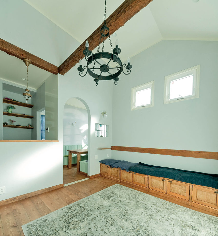 フレンチ工房 【2000万円台後半/宝塚市】太陽の光と青空、緑が映える　少しずつ味を深めるフレンチの平屋の建築実例画像5