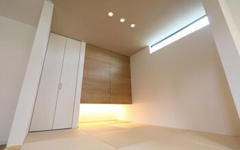 ヤマカ木材 【2000万円台・約39坪・2階建て・間取り図有り】和モダン×鉄骨階段/ホテルライクなモルタル風の造作洗面台の建築実例画像4