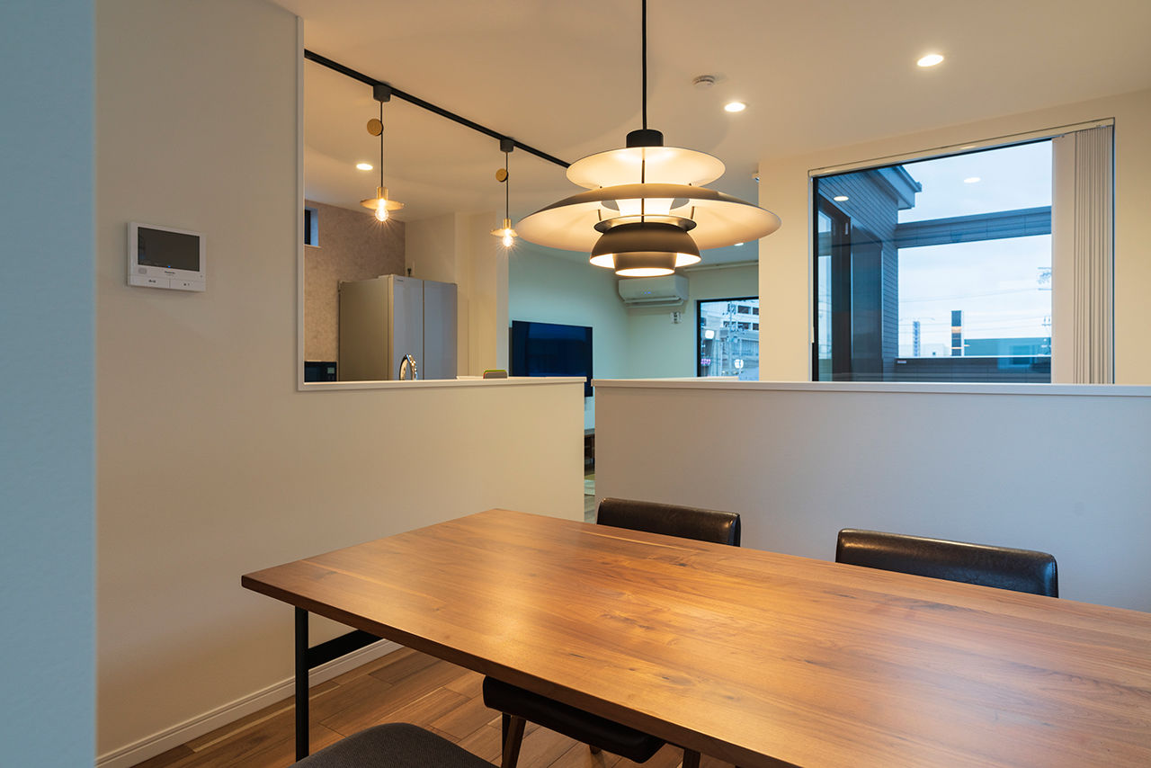 アオバクラフト 【1000万円台／間取図有／2LDK+書斎】2階リビング＋ルーフバルコニーで開放的に暮らすおしゃれな家の建築実例画像4