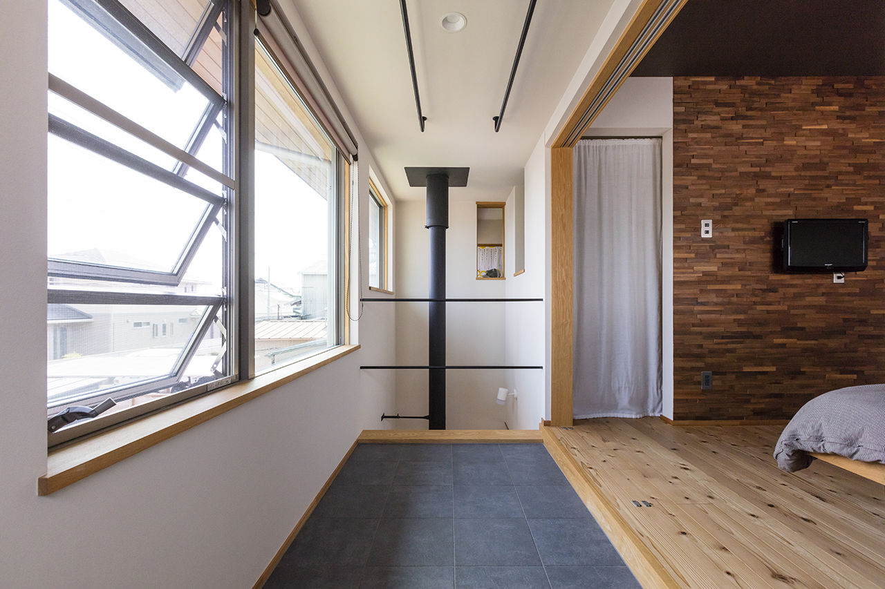 「き」なりの家 木と鉄とコンクリート。素材感を大切にした住まいの建築実例画像4