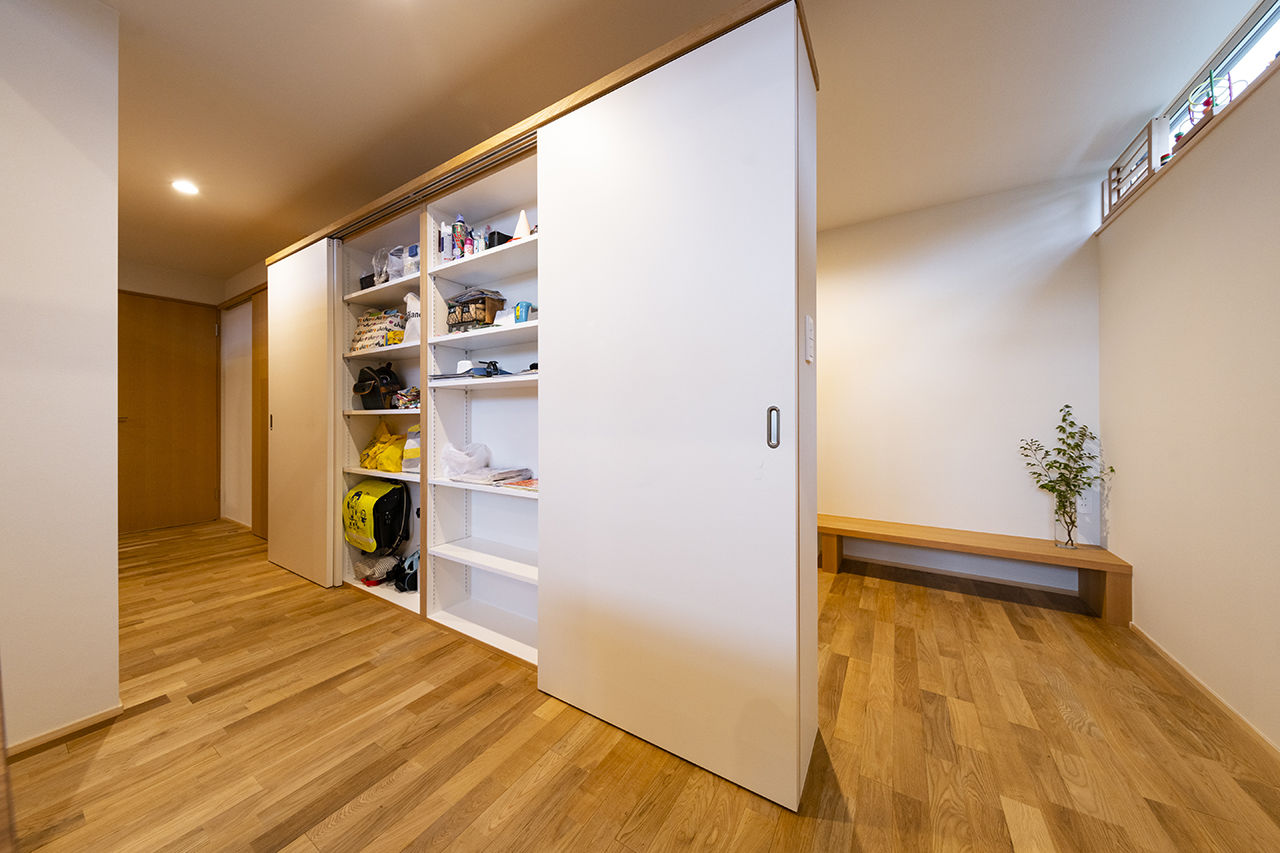 「き」なりの家 2つのリビングから空と山が広がるスキップフロアの暮らしの建築実例画像6