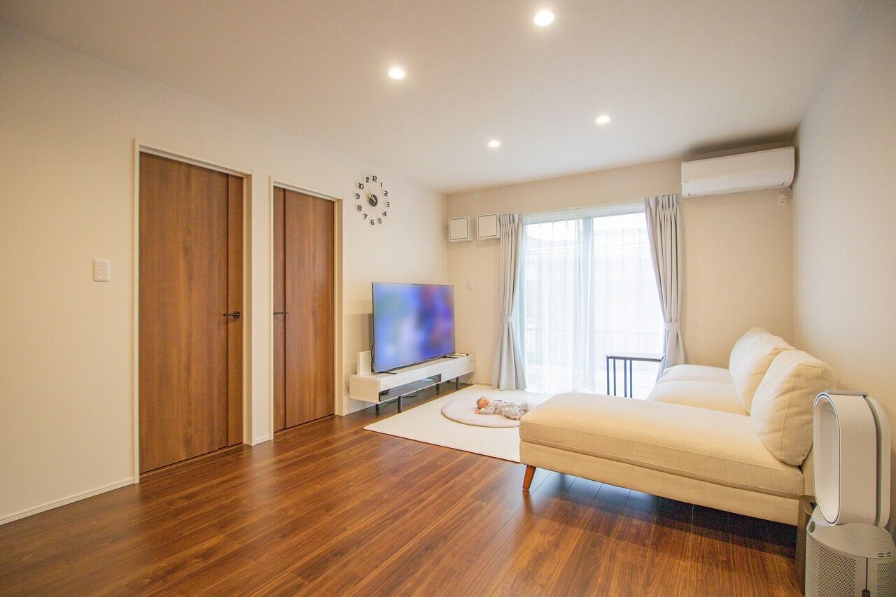 いえとち本舗 【宇部市／3LDK／平屋】21帖の広々LDKが快適！運命的な出会いで叶えた平屋の家の建築実例画像2