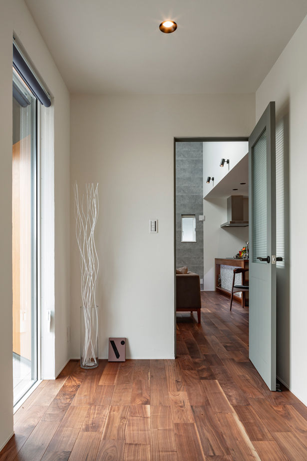 シャルドネホーム 【3000万円台/2階建て/3LDK/30坪台/間取り図】キャットウォークのある無垢材×タイルの大人かわいい家の建築実例画像10