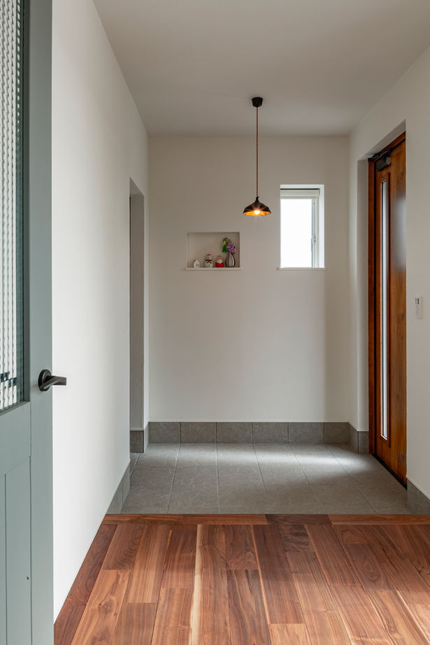 シャルドネホーム 【3000万円台/2階建て/3LDK/30坪台/間取り図】キャットウォークのある無垢材×タイルの大人かわいい家の建築実例画像11