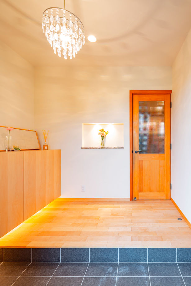 シャルドネホーム 【岐阜/ビルトインガレージ/注文住宅/間取り図】ホテルのような住み心地。テラスで非日常を味わう上質な家の建築実例画像8