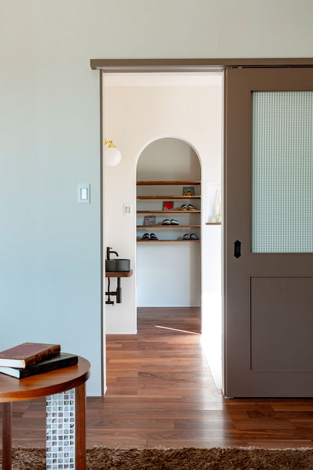 シャルドネホーム 【2000万円台/平屋スタイルの間取り】ウォルナットを主役にし、家具やタイルを丁寧に吟味した平屋風住宅の建築実例画像18