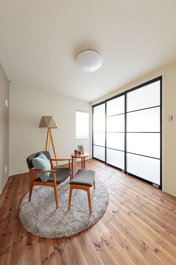 シャルドネホーム 【2000万円台/ホテルライク/家事ラク間取り】暮らしにフィットする、家族用玄関からの動線がお気に入りの建築実例画像9