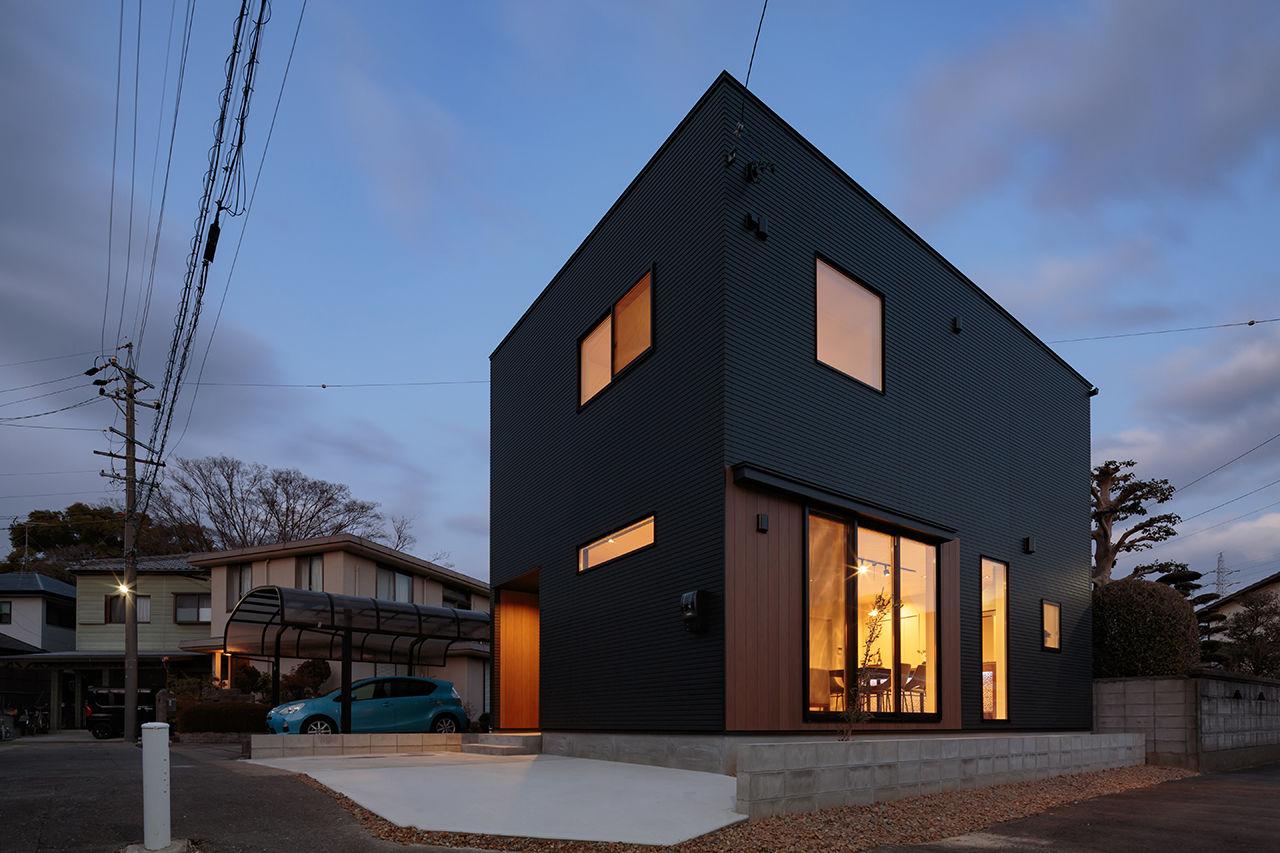 シャルドネホーム 【2000万円台/狭小/20坪台】昼と夜の表情が異なるオリジナルキッチンで、暮らしを豊かに彩る狭小住宅の建築実例画像2