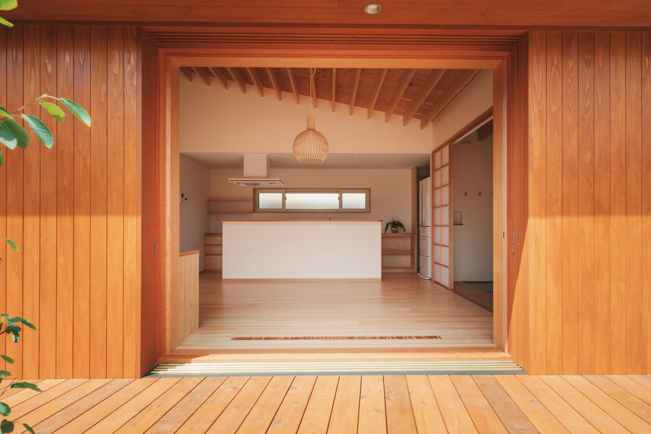 丸正渡邊工務所 【甲府市｜30坪×平屋風×建築家｜間取り有】滋味のある自然素材と造作が際立つ、洗練された平屋スタイルの建築実例画像6