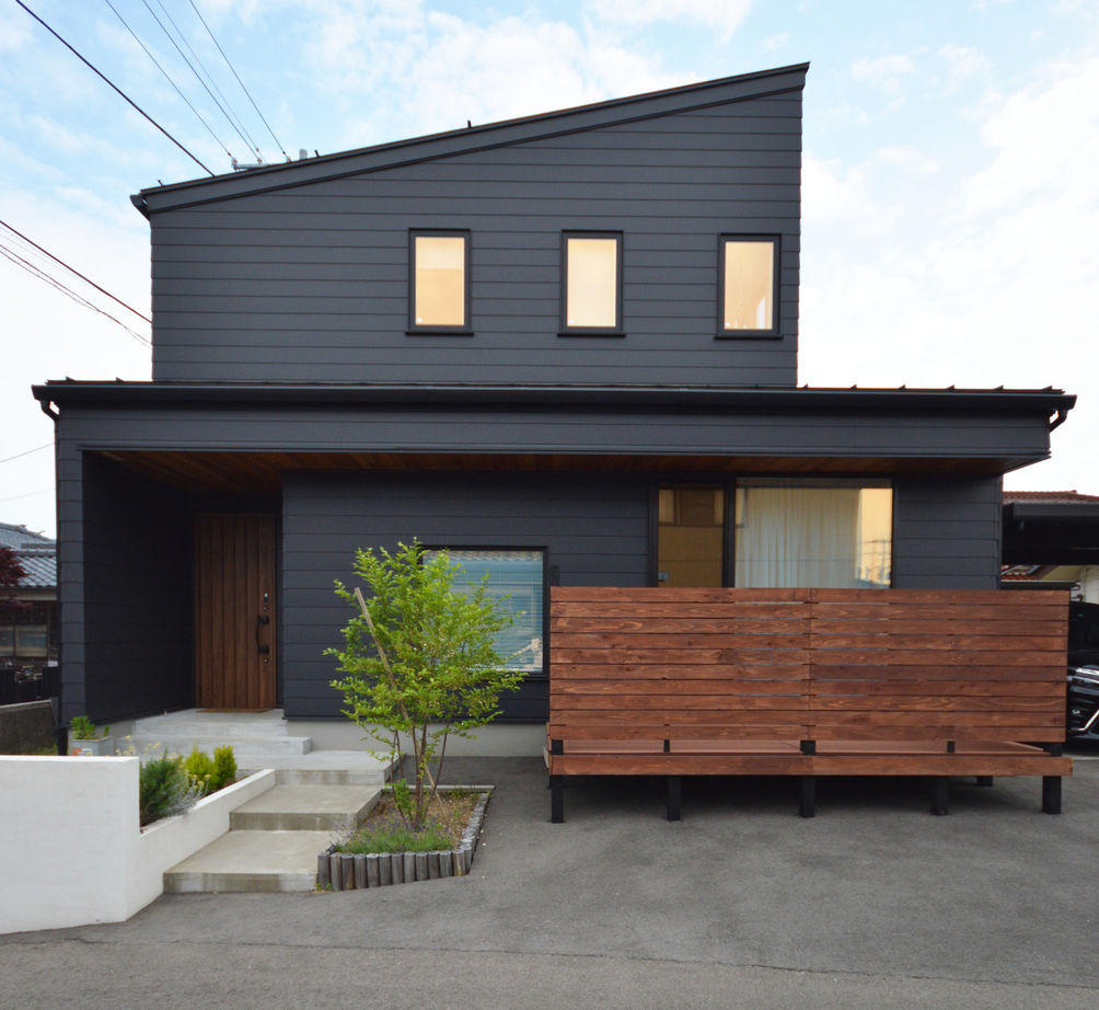 ステーツ 木の味わいを活かした“わたしデザイン”のブルックリンスタイルを。自由な発想で描く予算内の家づくりの建築実例画像1