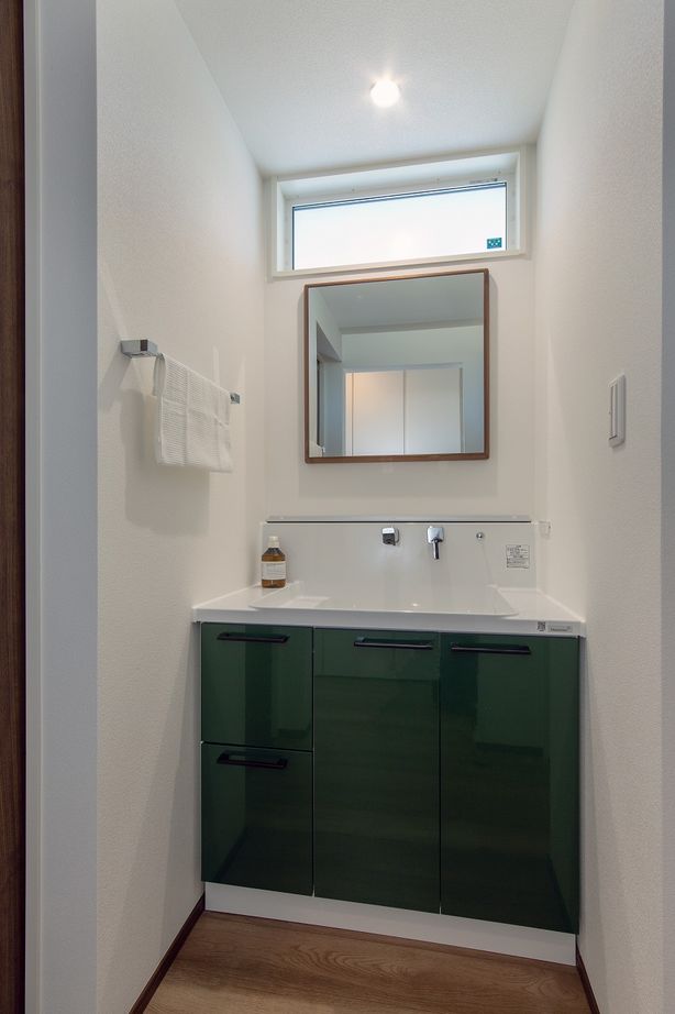 ステーツ 開放感と快適さを両立。自由な発想と異素材で彩る、温もりのカフェスタイルの建築実例画像5