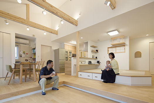 ステーツ 【本体価格2034万円/約34坪/平屋】自由設計で叶えた開放感たっぷり。子育てしやすいナチュラルモダンな平屋の建築実例画像3