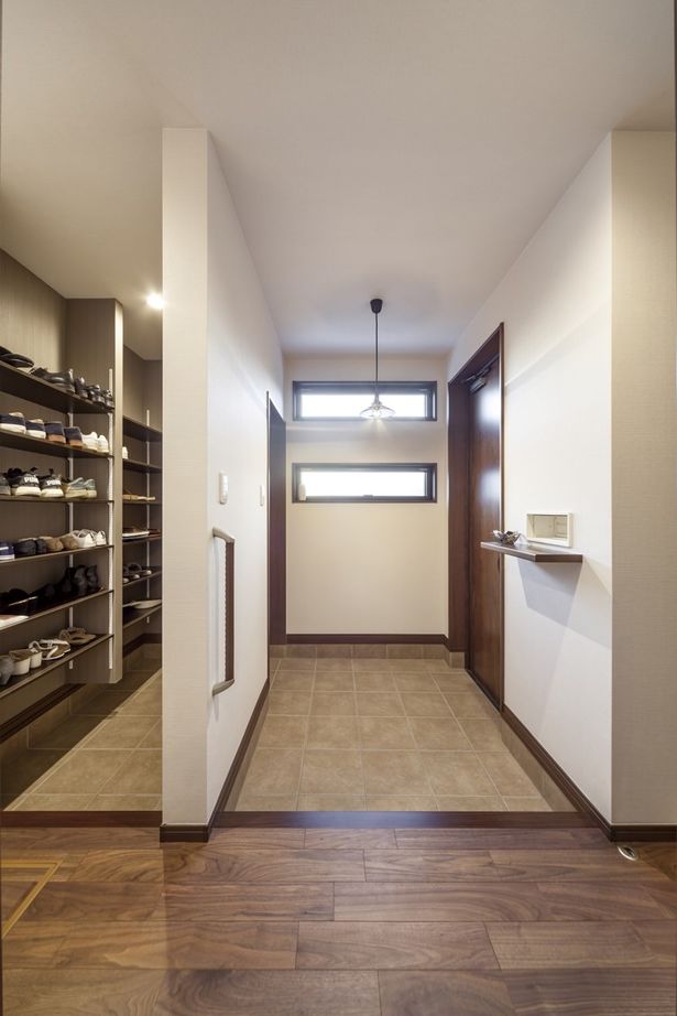 ステーツ 【本体価格1800万円台/約32坪】レトロとモダンが調和する開放的な吹き抜けリビングのある暮らしの建築実例画像5