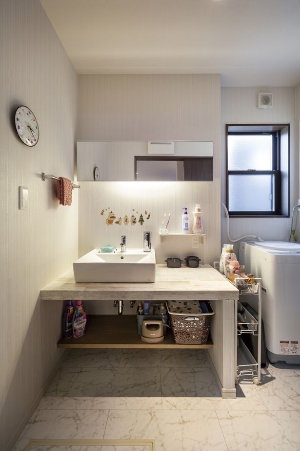 ステーツ 【本体価格1800万円台/約32坪】レトロとモダンが調和する開放的な吹き抜けリビングのある暮らしの建築実例画像6