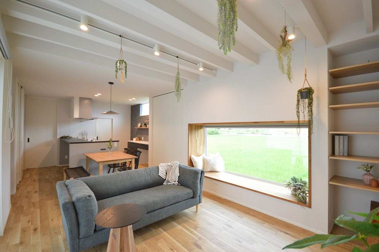 ステーツ 「ヌック」のある開放的なリビングと、家事ラク動線の住まいの建築実例画像2