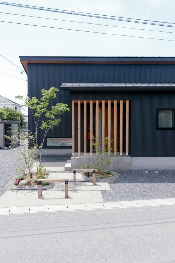 ステーツ 【本体2,695万円×平屋】家事動線に配慮した、広々LDKで解放感あるこだわりの平屋の建築実例画像2