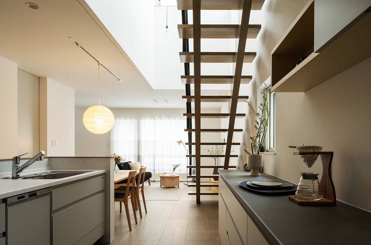 北王 【和が薫る、回遊動線の家】34.9坪の程よい広さに、スケルトン階段とオープンキッチンの建築実例画像4