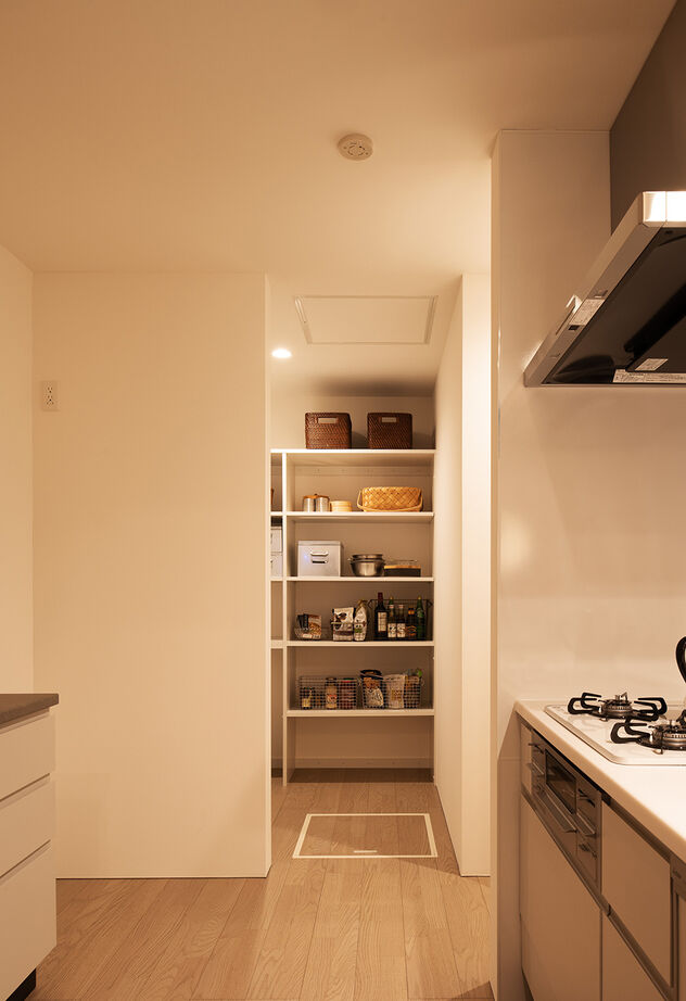 北王 【和が薫る、回遊動線の家】34.9坪の程よい広さに、スケルトン階段とオープンキッチンの建築実例画像5