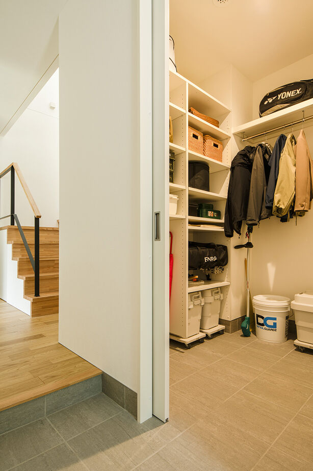 北王 【海と山をのぞむ家】数年かけて出会った土地で、自由設計ならではの住まいが完成の建築実例画像6