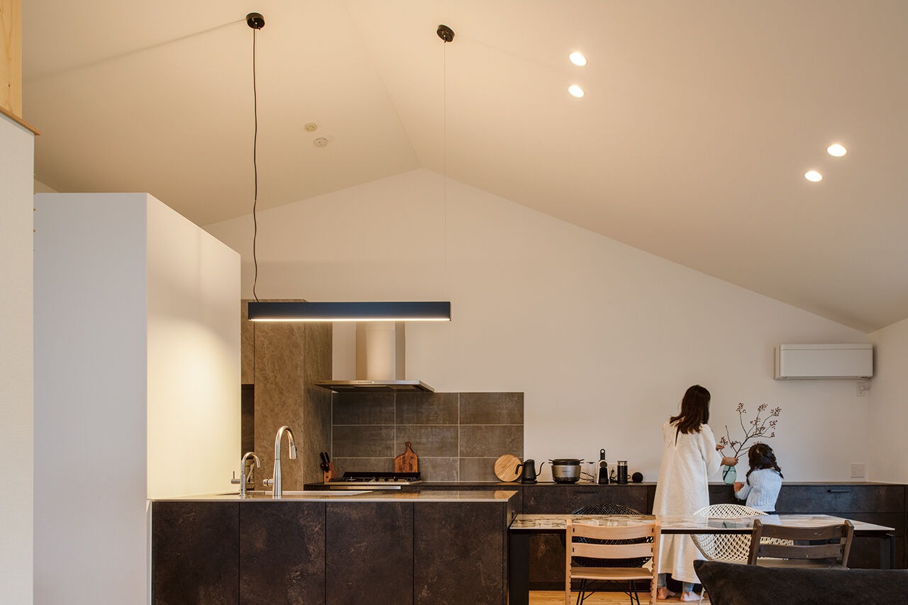 北王 【勾配天井がある家】遊びも勉強も、これからを考えた子育てファミリーの家づくりの建築実例画像2