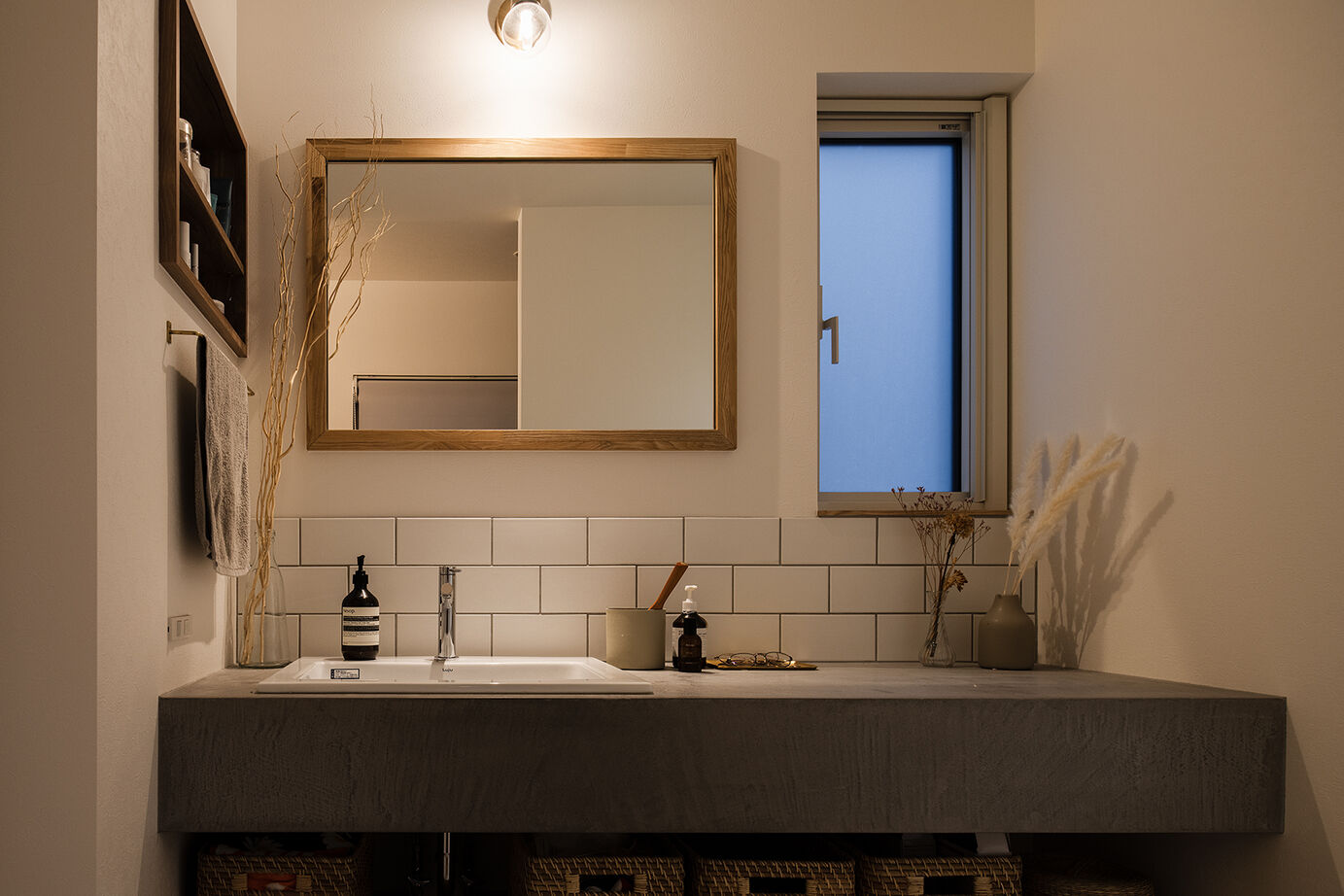 北王 【縁側で和む、中庭のある家】＊間取図あり＊めぐる季節と穏やかに、ふたりの時間を楽しむの建築実例画像7