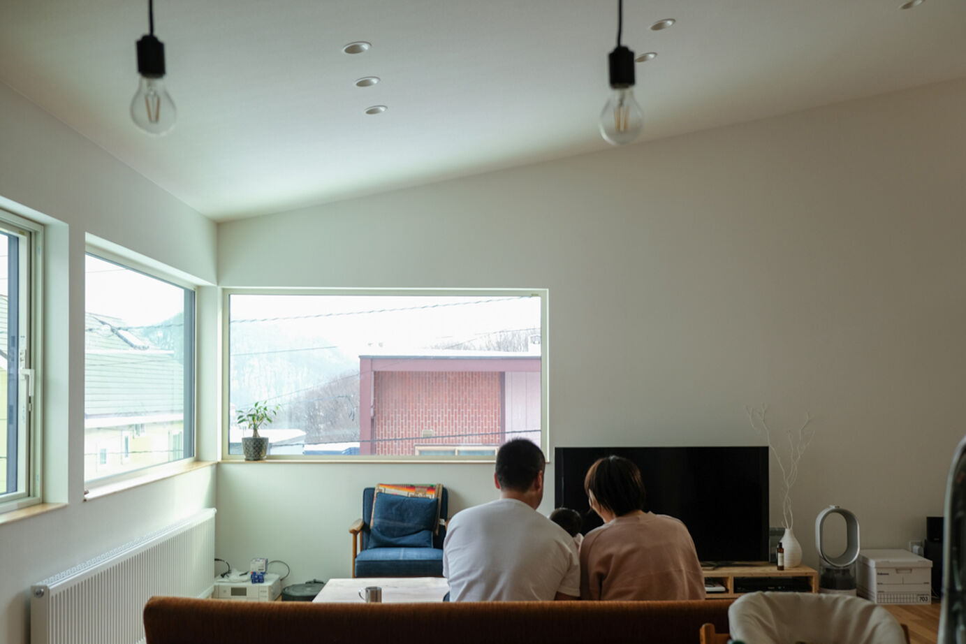 北王 【山を間近に感じる家】2階リビングのコーナー窓から、四季の自然と街の眺望を存分に楽しむの建築実例画像4