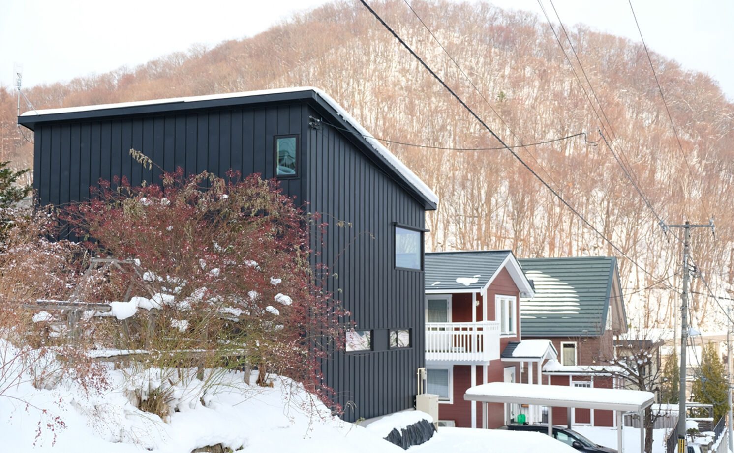 北王 【山を間近に感じる家】2階リビングのコーナー窓から、四季の自然と街の眺望を存分に楽しむの建築実例画像14