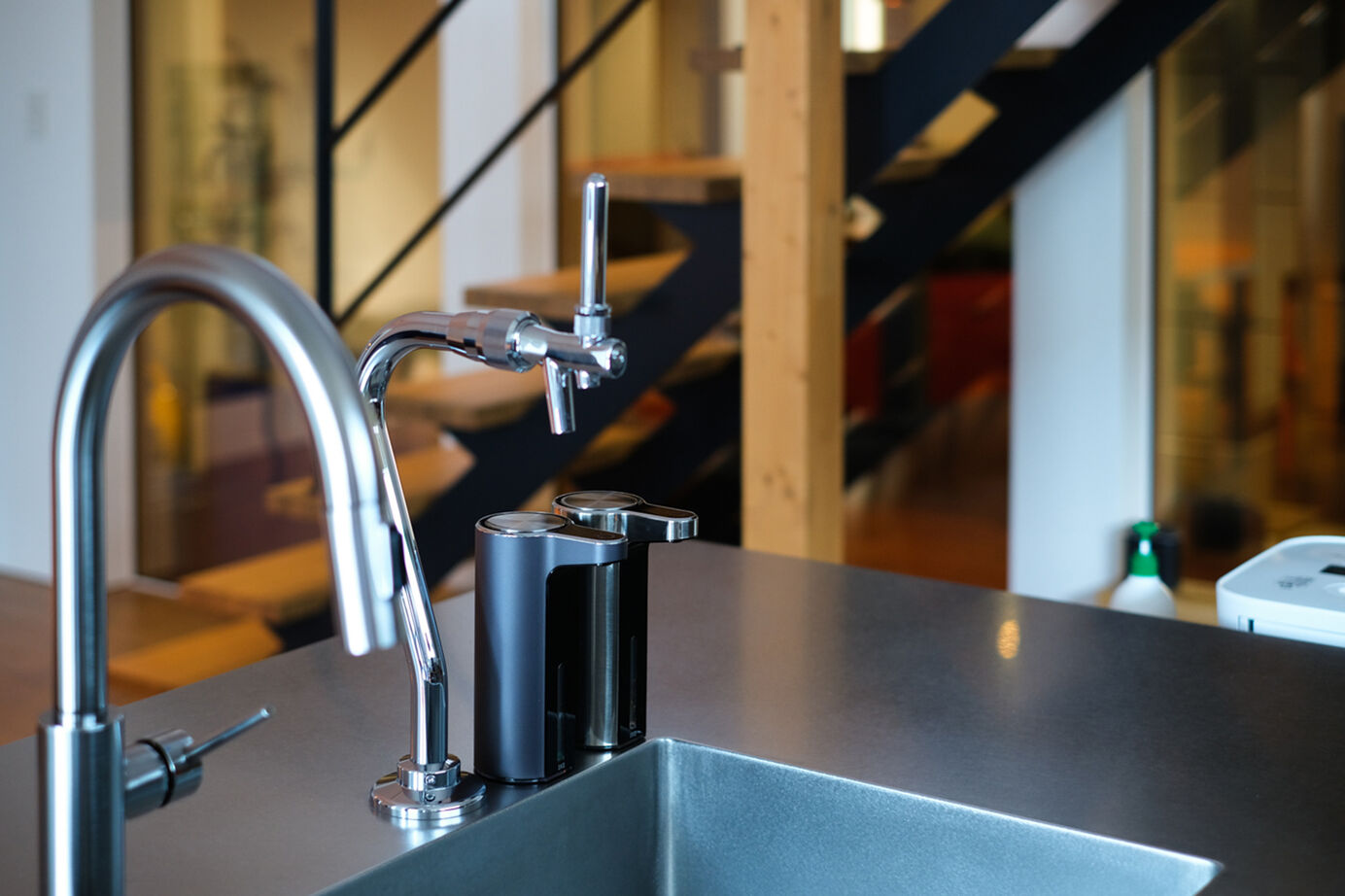 北王 【自分スタイルのガレージハウス】1階はDK×ガレージ、2階リビングにサウナバルコニー、「好き」を楽しむ家の建築実例画像4