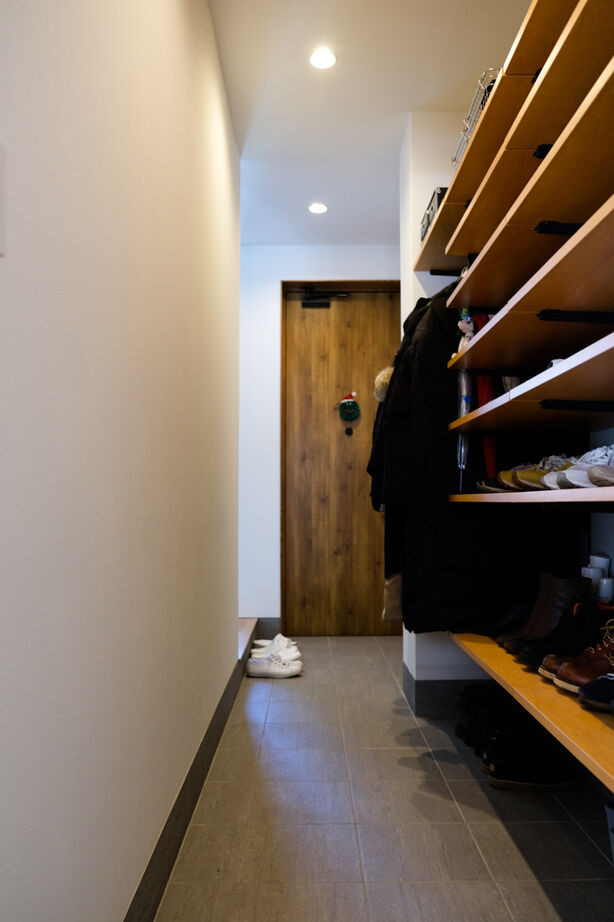 北王 【自分スタイルのガレージハウス】1階はDK×ガレージ、2階リビングにサウナバルコニー、「好き」を楽しむ家の建築実例画像13