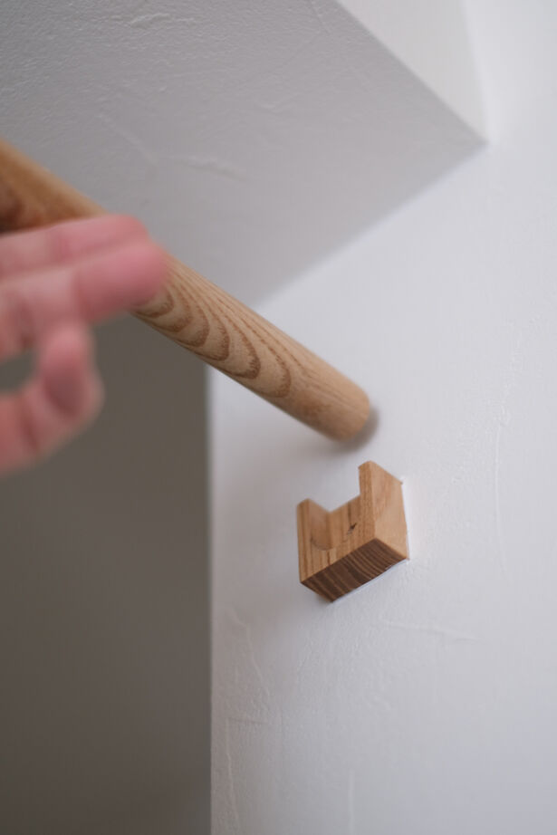 北王 【床座リビングと土間の家】吹抜けの土間とスキップフロアでつながるリビング。床座でくつろぐ上質な暮らしの建築実例画像15