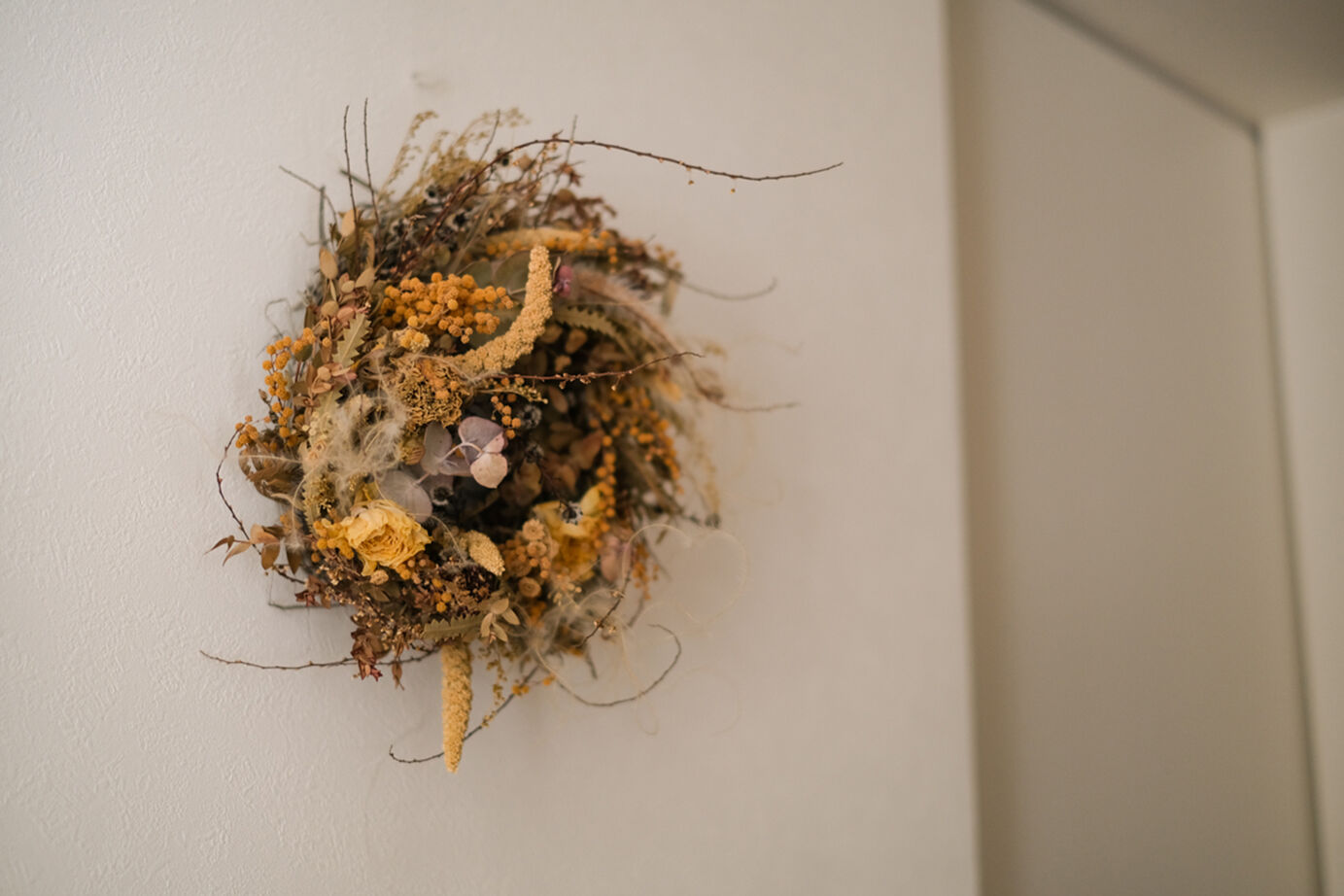 北王 【大きな吹抜けと大開口から光降る家】素材もデザインもこだわった理想の空間で、家族の時間を楽しむ毎日の建築実例画像9