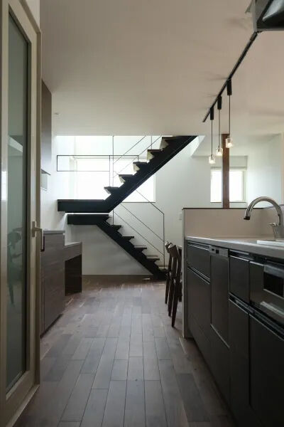 北王 【美しい階段のつくりかた】細かな検討・調整でできた、外からも中からも存在感を放つ階段の建築実例画像5