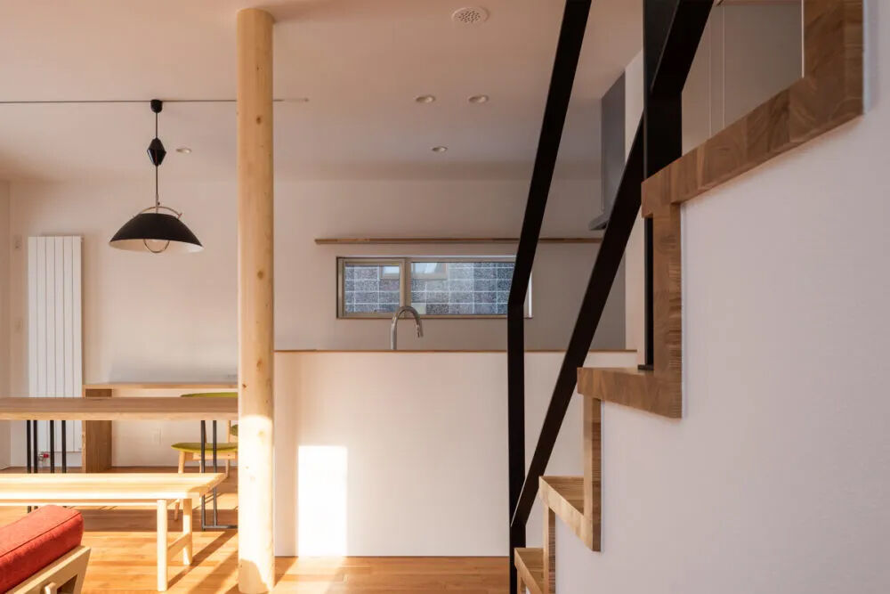 北王 【防風林沿いにある家】それぞれの窓が景色を切り取り、どこに居ても気持ちが良い空間の建築実例画像4