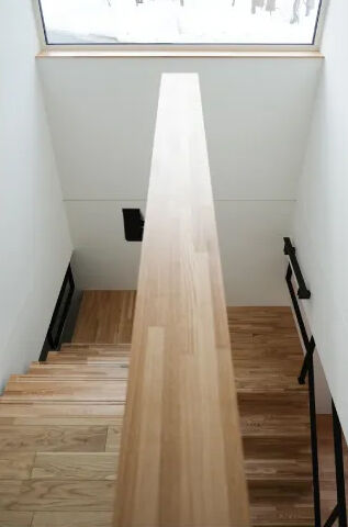 北王 【防風林沿いにある家】それぞれの窓が景色を切り取り、どこに居ても気持ちが良い空間の建築実例画像7