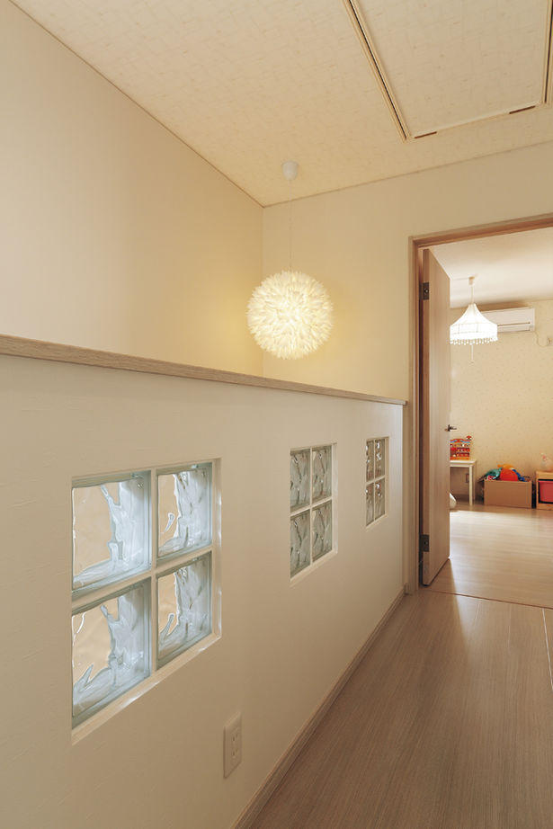 アトリエＳｕｍｉｋａ―住処―　創美建築企画　 【京都/20坪台/コンパクト/1000万円台/おしゃれ】家族や友人が集まる広々リビング。要望を叶えるプロの提案の建築実例画像5