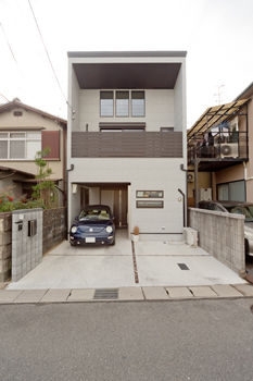 アトリエＳｕｍｉｋａ―住処―　創美建築企画　 【京都/狭小・20坪台の家/1000万円台/間取り図】ステップフロアに吹き抜けをプラスした伸びやかな空間設計の建築実例画像2