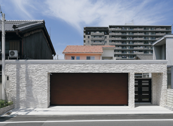 アトリエＳｕｍｉｋａ―住処―　創美建築企画　 【京都市/おしゃれ/間取り図】都会の真ん中でのびのび暮らす。白亜のエントランスの向こうに広がる住まいの建築実例画像8